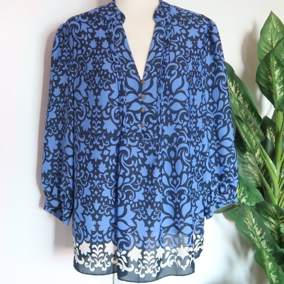 Banana Republic Blue Black Floral Print Blouse XL 3/4 Sleeve V-Neck Top - Picture 1 of 16